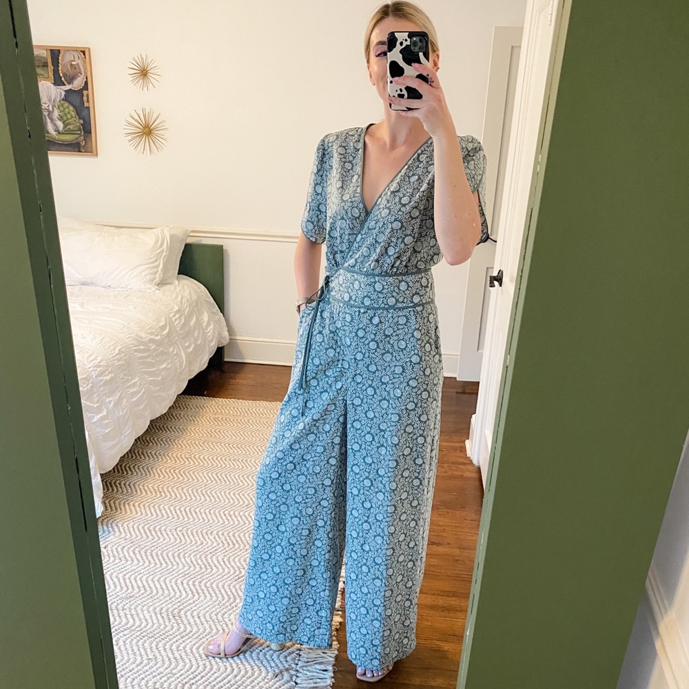 Dillards Jumpsuit ✨